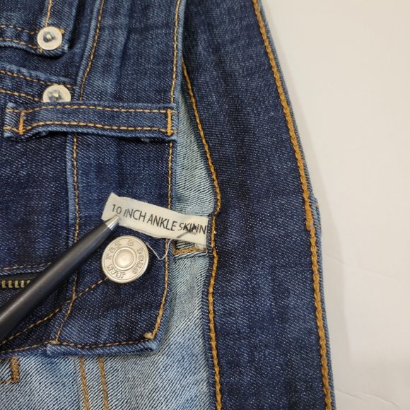 Rag & Bone 10" High Rise Skinny Ankle Raw Hem Jean in Mad River, Dark - Picture 12 of 13